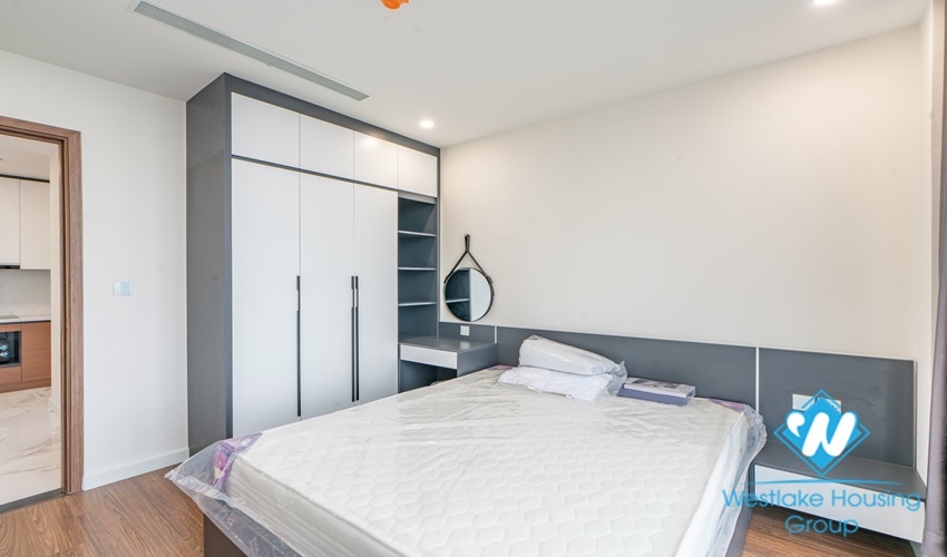 High floor three bedrooms apartment for rent in Sunshine City, Tay Ho